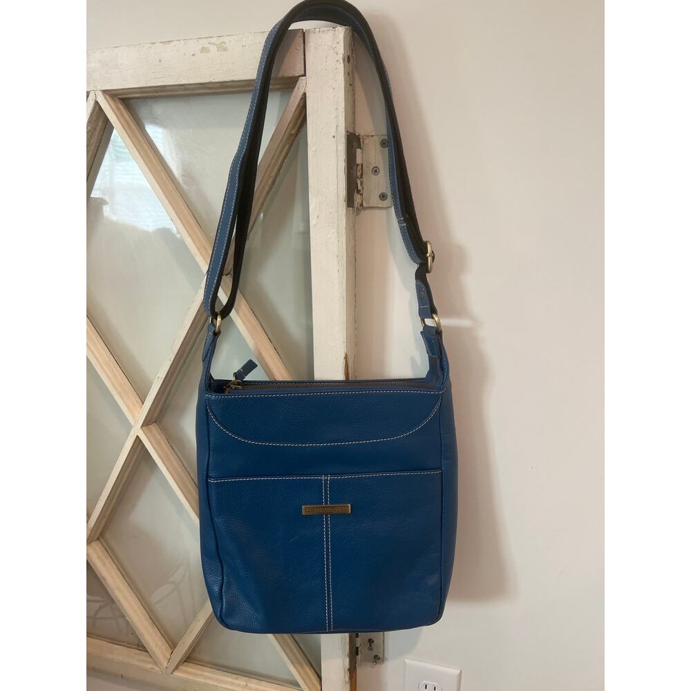 NEW Clark & Mayfield blue leather shoulder or crossbody bag